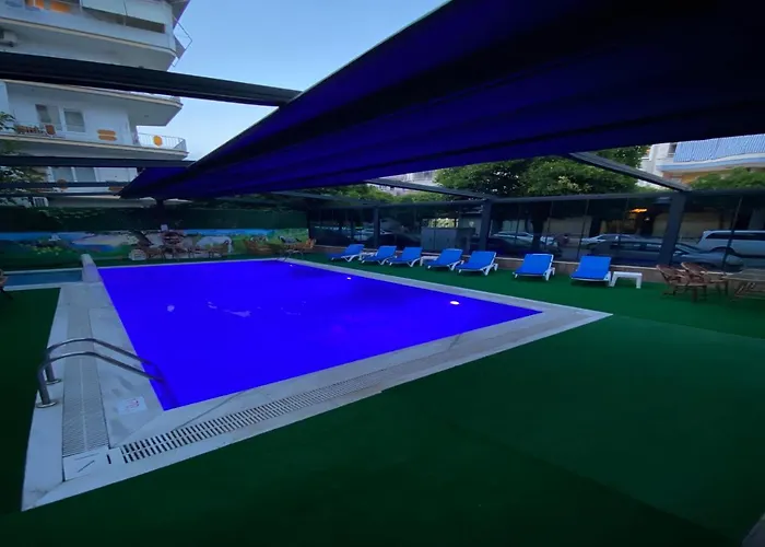 Hotell Kadeer *