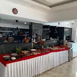 מלון Kadeer *