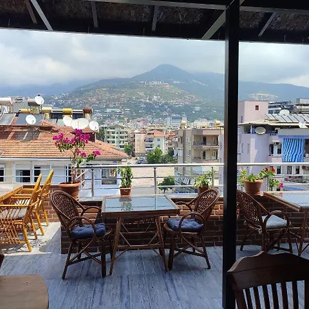 Kadeer Hotell