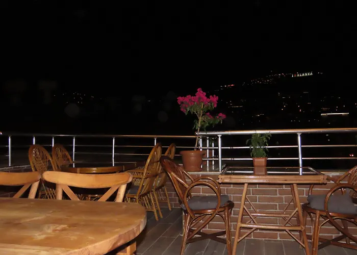 Hotel Kadeer *