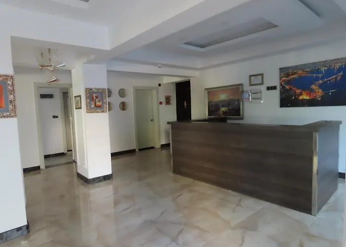 Hotel Kadeer *