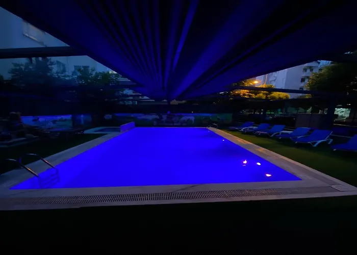 Kadeer Hotel